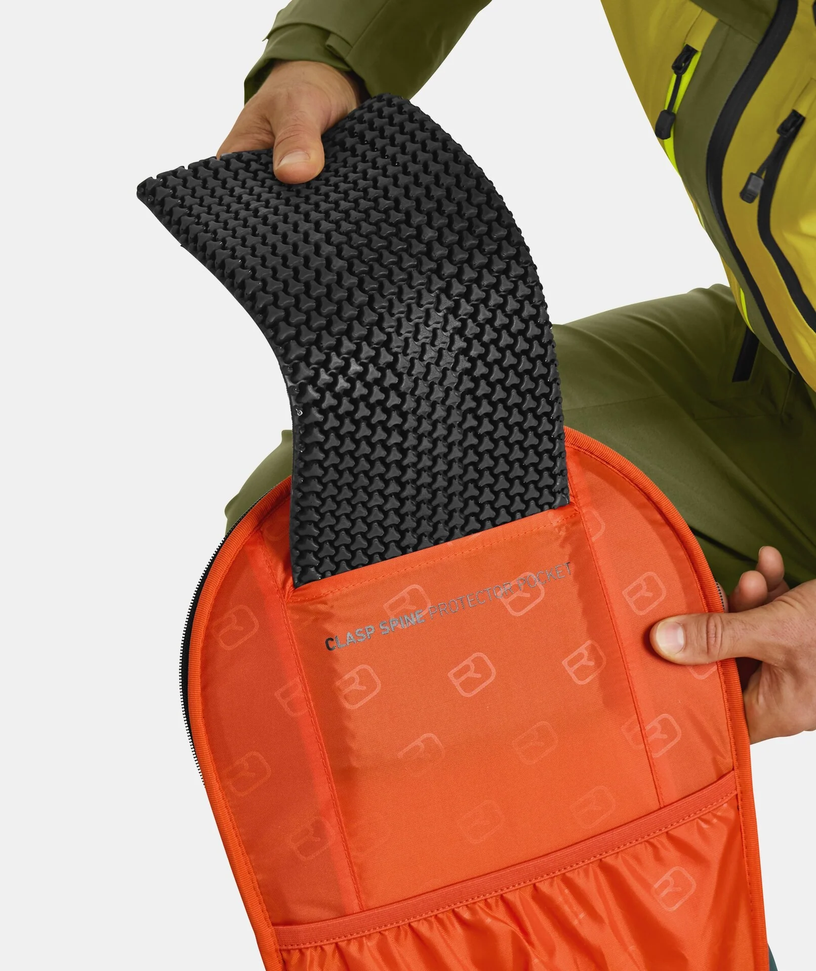 ORTOVOX FREE RIDER 28 ZAINO LEGGERO E VERSATILE DA FREERIDE E SCIALPINISMO - DISPONIBILE IN 4 COLORI - Image 11